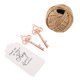 thumbnail image 2 of Un obsequio exclusivo para invitados a la boda y un regalo para fiestas con una tarjeta de etiqueta y un abridor de botellas con forma de llave dorada y rosada, 2 of 8