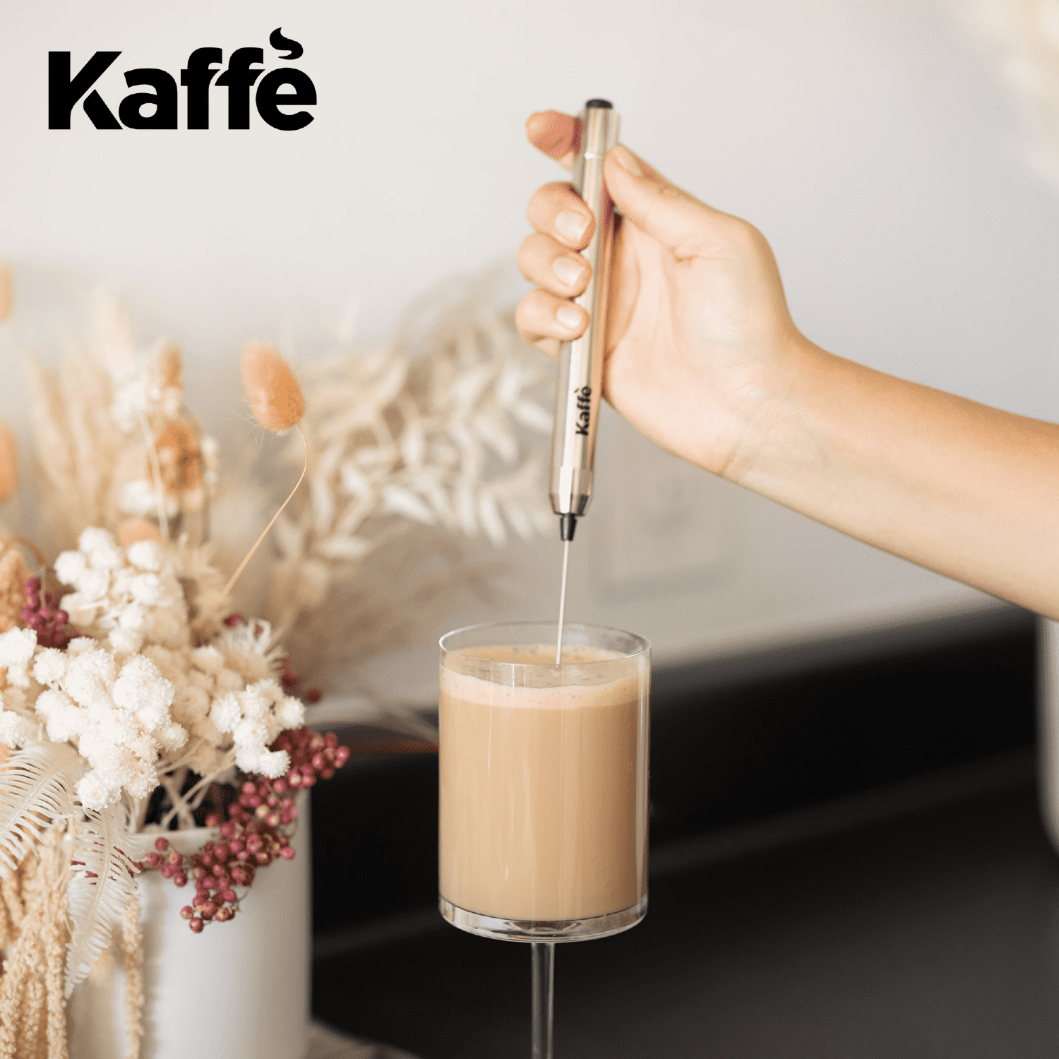 KF6022 Kaffe Premium Handheld Milk Frother. USB Rechargeable – Kaffe  Products