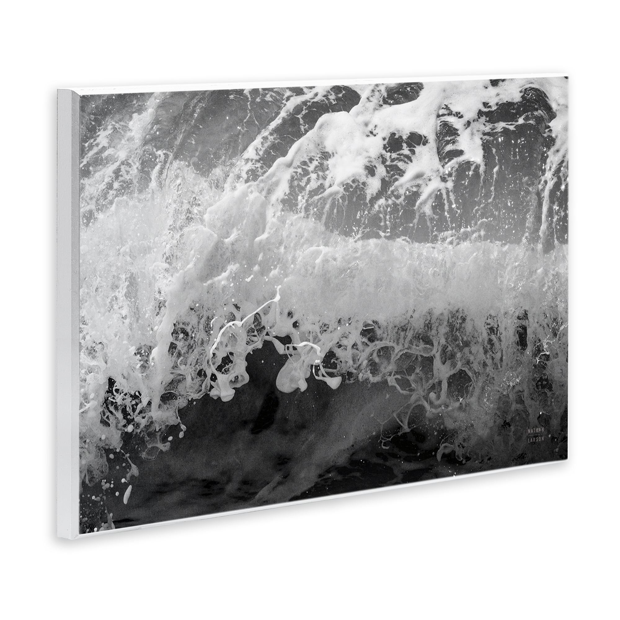 Stupell Industries Pacific Ocean Splash Landscape Photography Unframed Art Print Wall Art, 15 x 10