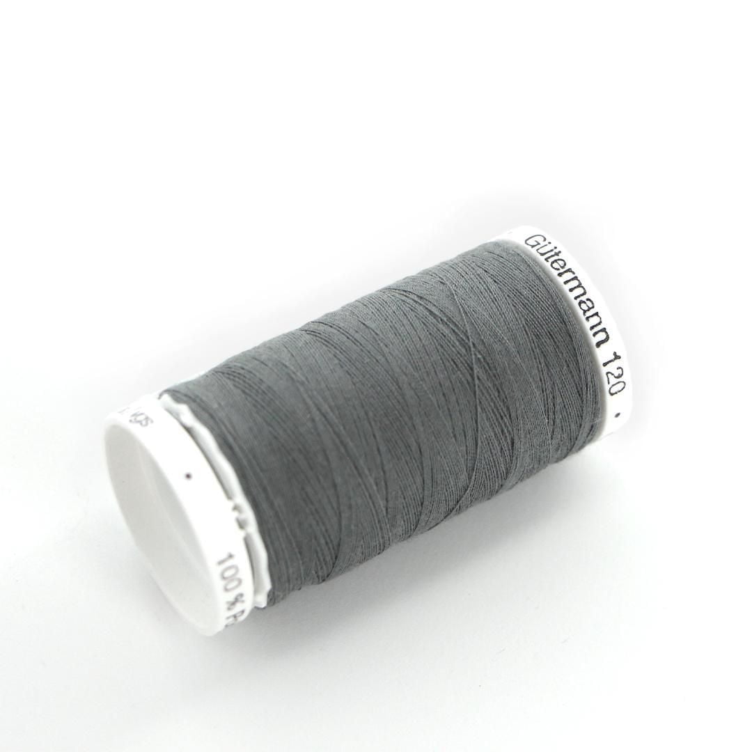 Fil tout usage Gutermann 120 à 100 % polyester 274 m/300 vgs