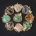 thumbnail image 2 of Zhuge Colgante de collar, hecho a mano, con un colgante de mariposa con forma de árbol de la vida envuelto en seda. Collar de piedra de cristal natural en forma de corazón (blanco), 2 of 5