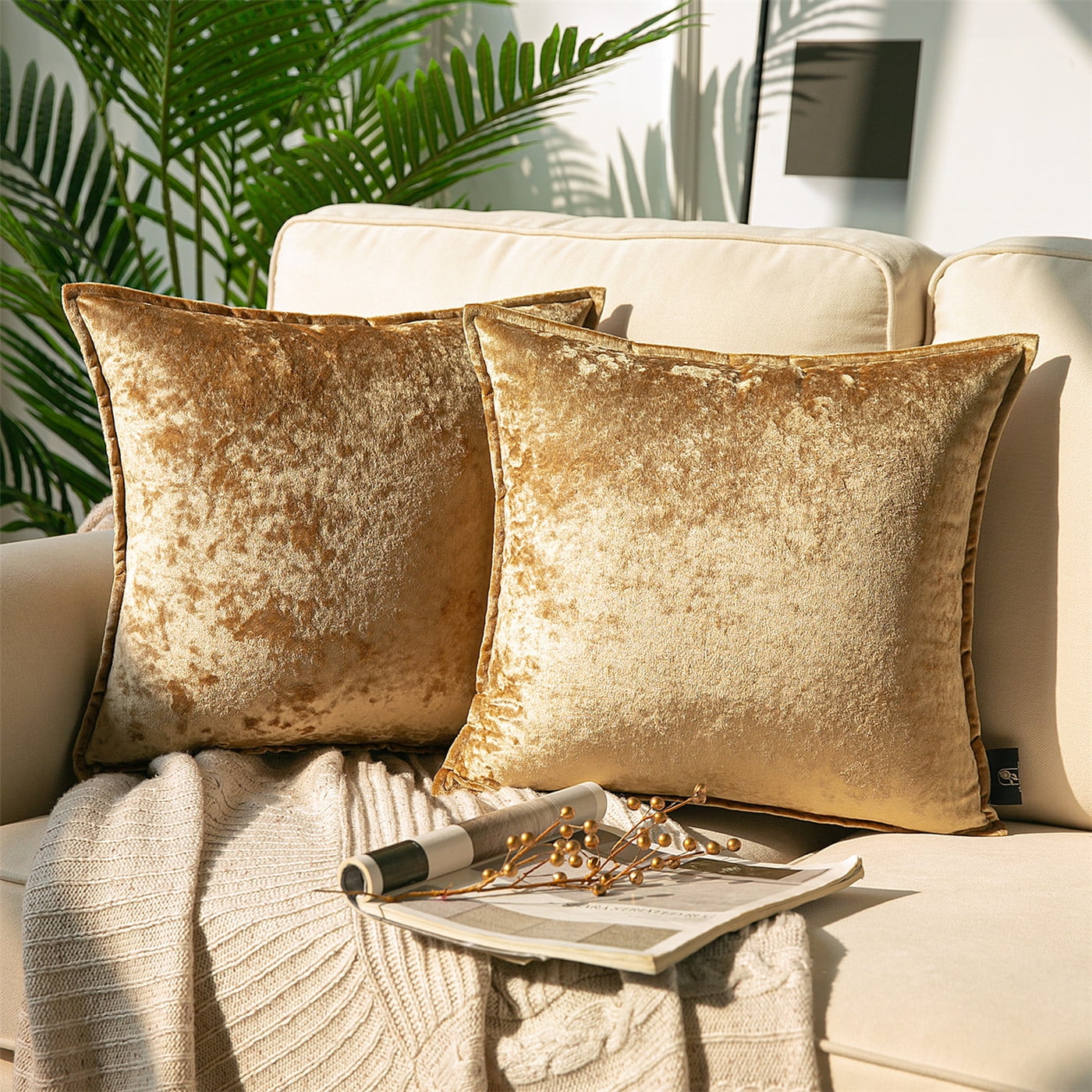 Phantoscope Shiny Crushed Velvet with Trim Series Decorative Throw