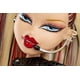 thumbnail image 4 of Muñeca de Moda Bratz Pop Starz Cloe con Accesorios y Dije, 4 of 9