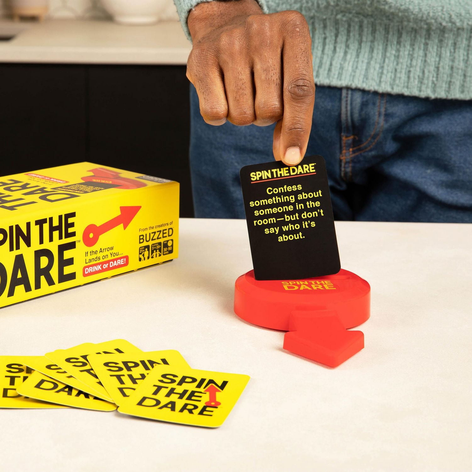 Spin The Dare : Le nouveau jeu Drink or Dare des créateurs du jeu de fête à boire pour adultes Buzzed