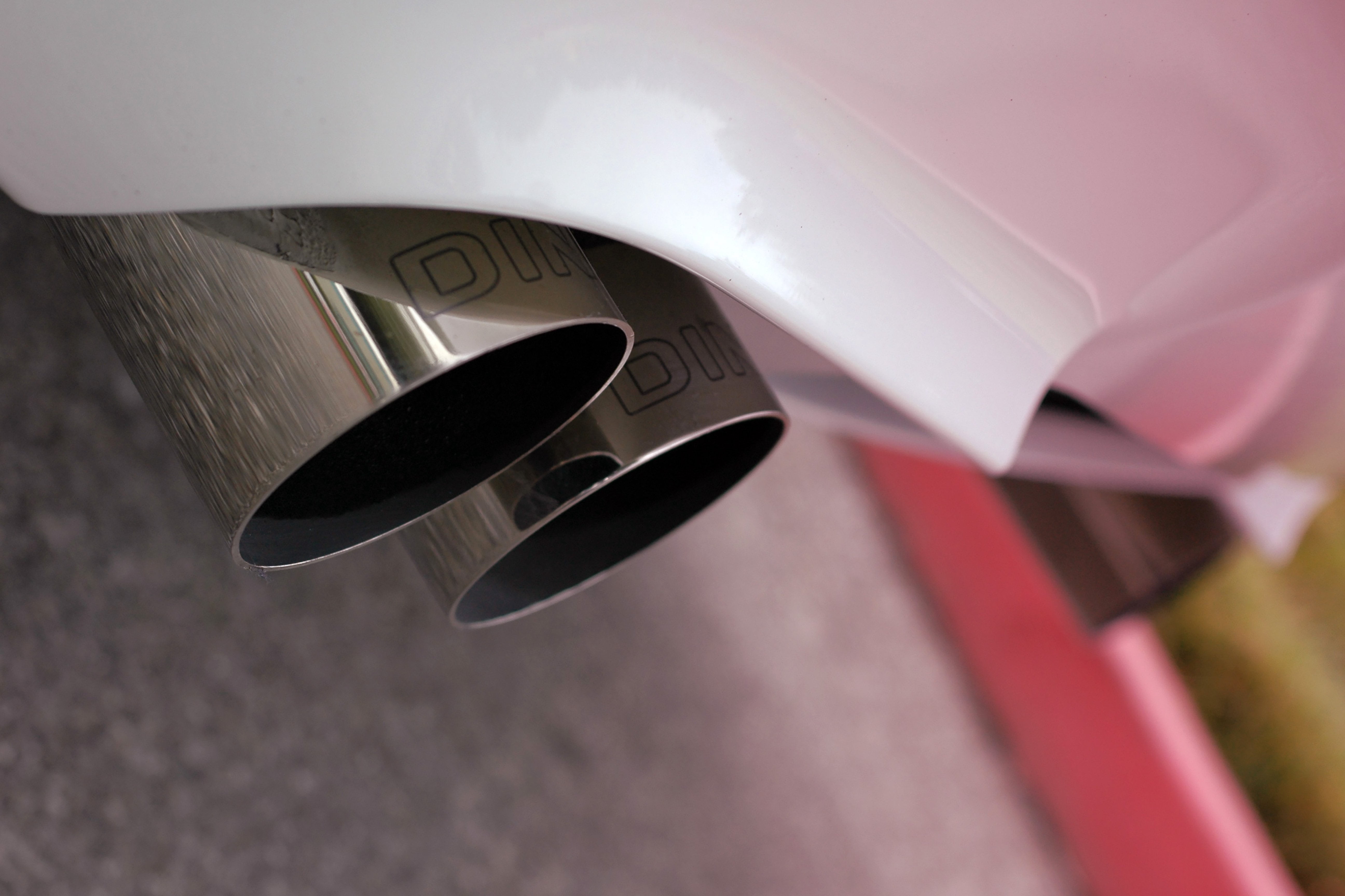 Dinan Free Flow Stainless Steel Exhaust w/ Black Tips -BMW M5 2010-2006