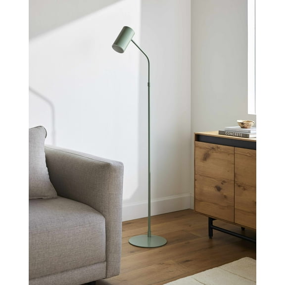 BoutiqueRugs Pielavesi Floor Lamp