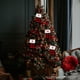 thumbnail image 2 of Medias navideñas con monograma y letras, 18 cm, colgantes para niños y adultos, de felpa súper suave, ideales para decorar chimeneas, color rojo., 2 of 7