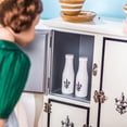 thumbnail image 5 of The Queen's Treasures Accesorio de comida de cocina vintage de 11 piezas, 2 botellas de leche, mantequilla con plato y huevos frescos con caja. Compatible con cocinas y muebles de American Girl Dolls., 5 of 5
