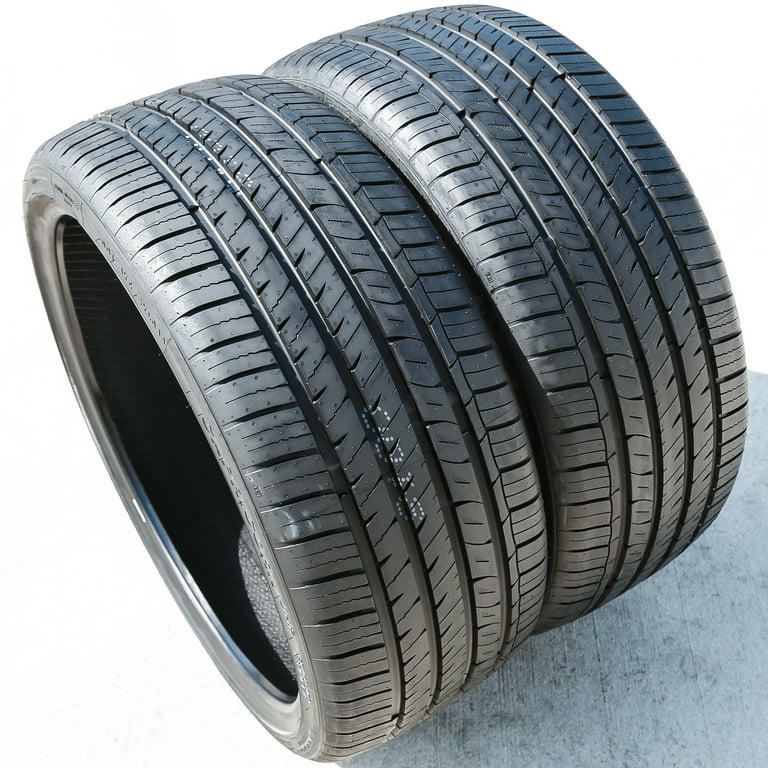 Evoluxx Capricorn UHP High Performance Tire, Size: 225/35R20 90W