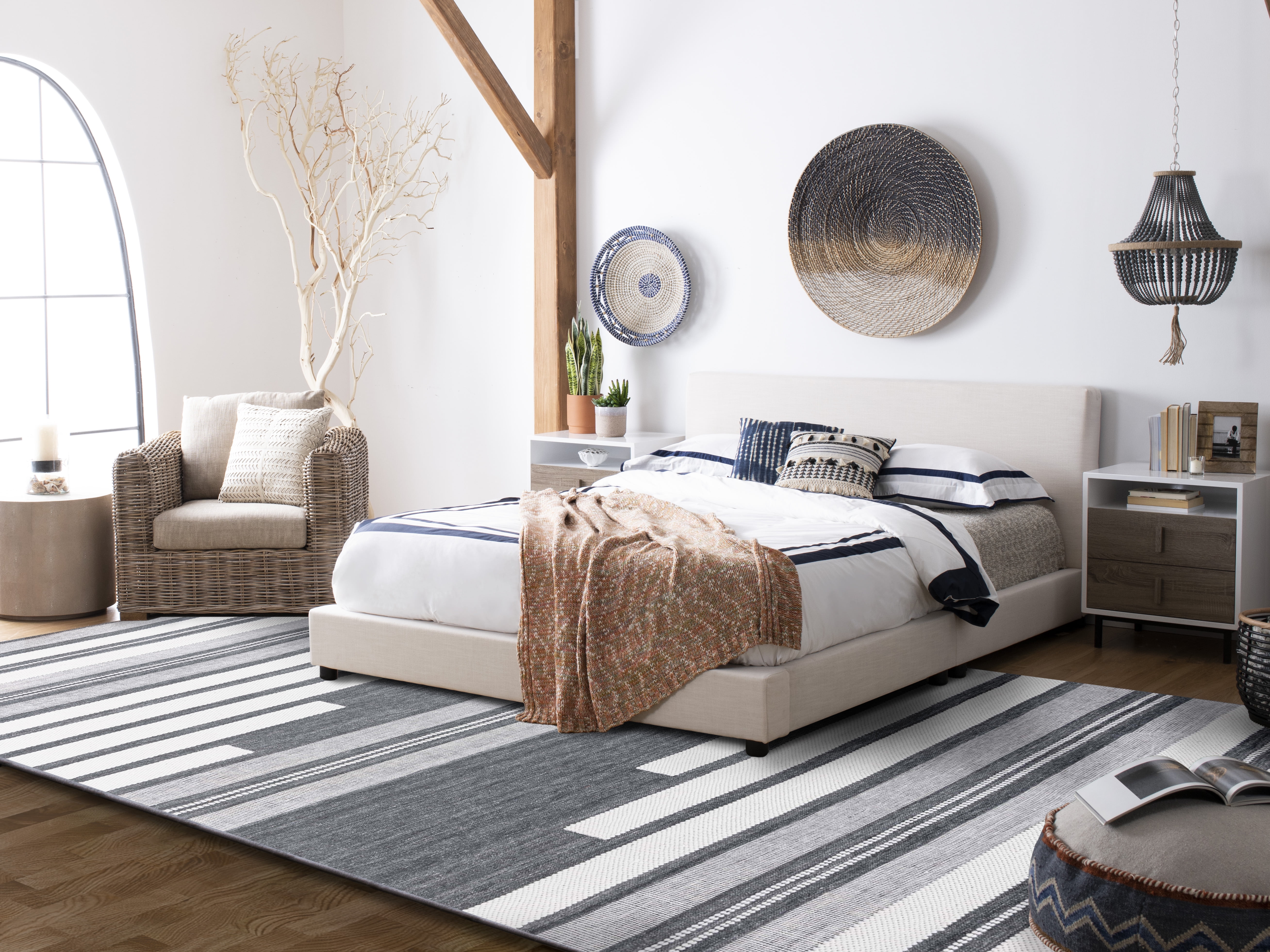 SAFAVIEH Kilim Adam Striped Polyester Area Rug, Ivory/Dark Grey, 6' x 9'