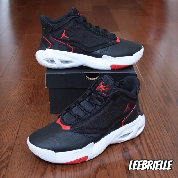 N I-K-E A i r-Jor-dan Max Aura 4 Shoes Bred Black Red White DN3687-006 Men's Size New