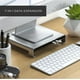 thumbnail image 5 of Soporte de Aluminio SATECHI Plata con Conectividad Tipo-C para Apple Studio Display e iMac, 5 of 8