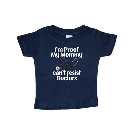 

Inktastic Proof Mommy Cant Resist Doctor Dad Gift Baby Boy or Baby Girl T-Shirt