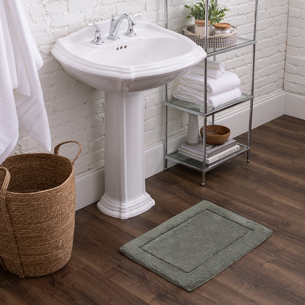 Mohawk Home Regency Plush Stain/Fade Resistant Non-Slip Machine Washable Bath Mat, Cool Grey, 2' 3" x 3' 9"
