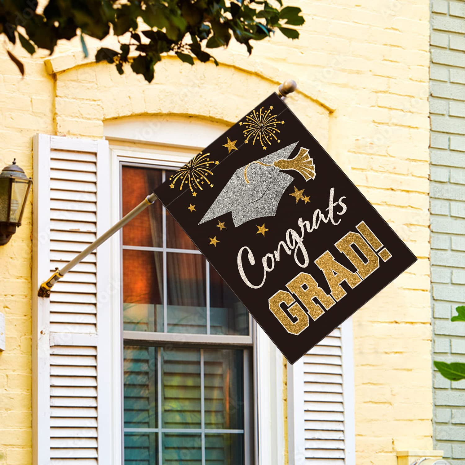 2026 Graduation Garden Flag Congratulations Graduation Ceremony Courtyard Outdoor Decoration 12 x 18 inches Graduation Diploma Hat Graduation Decoration