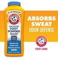 thumbnail image 2 of Polvo para pies Arm & Hammer para controlar el olor y la humedad, 200 ml (3 unidades), 2 of 9