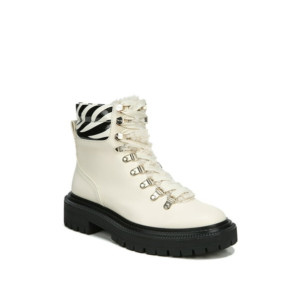 flora boot