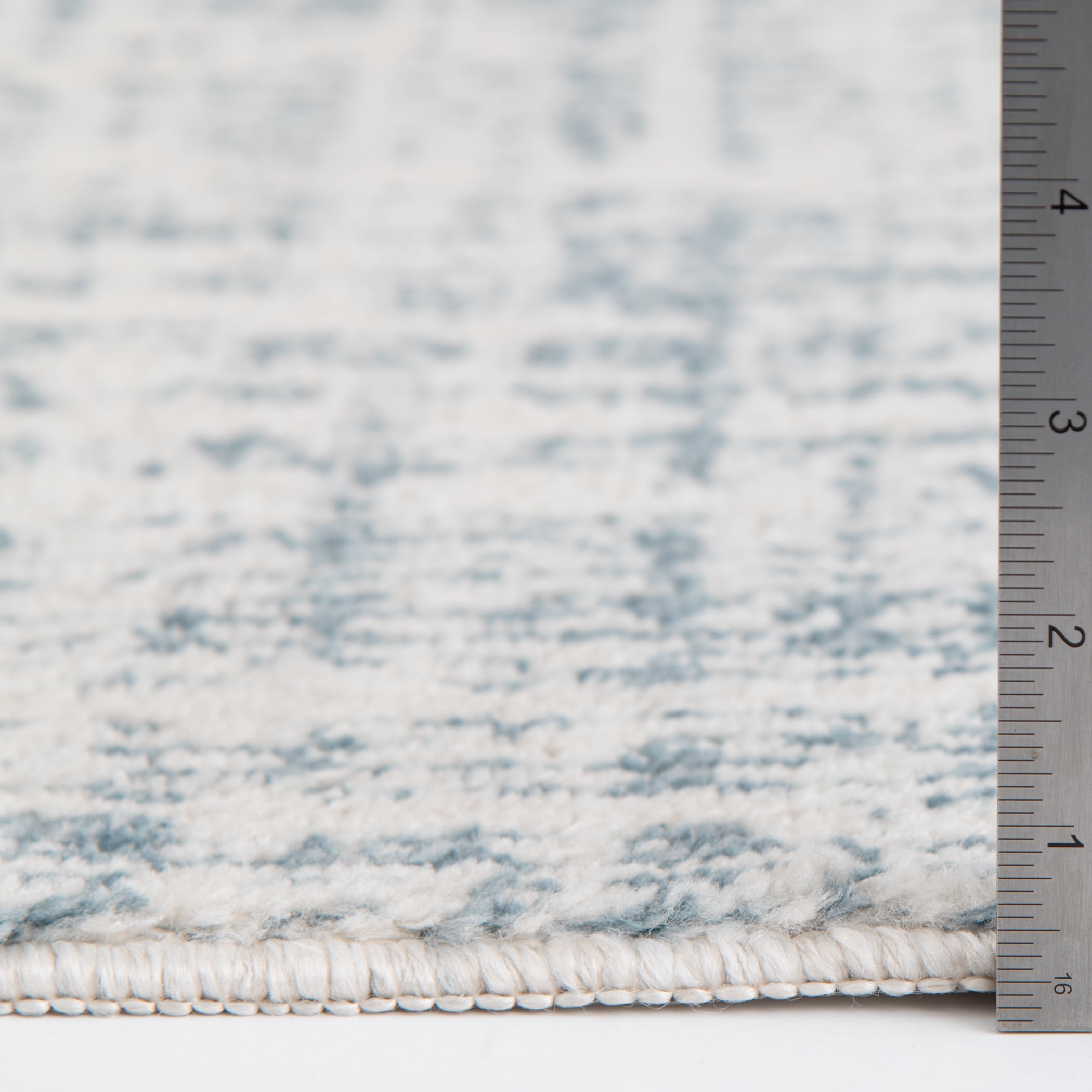 Mainstays 7'6" x 9'6" Ivory and Blue Plaid Indoor Area Rug