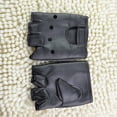 thumbnail image 5 of Par de guantes de estilo punk para hombre, guantes de medio dedo, guantes a prueba de viento para rendimiento (negro), 5 of 5