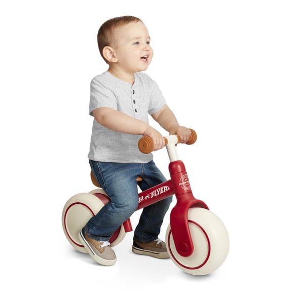 Radio Flyer Steady Start Balance Bike, Red, for Kids Ages 1-3, Pedal Free for Quick Learning, Wide Front and Dual Rear Tires, Tool-Free Adjustable Seat, Quiet Ride Wheels, Kid & Toddler Balance Bikes