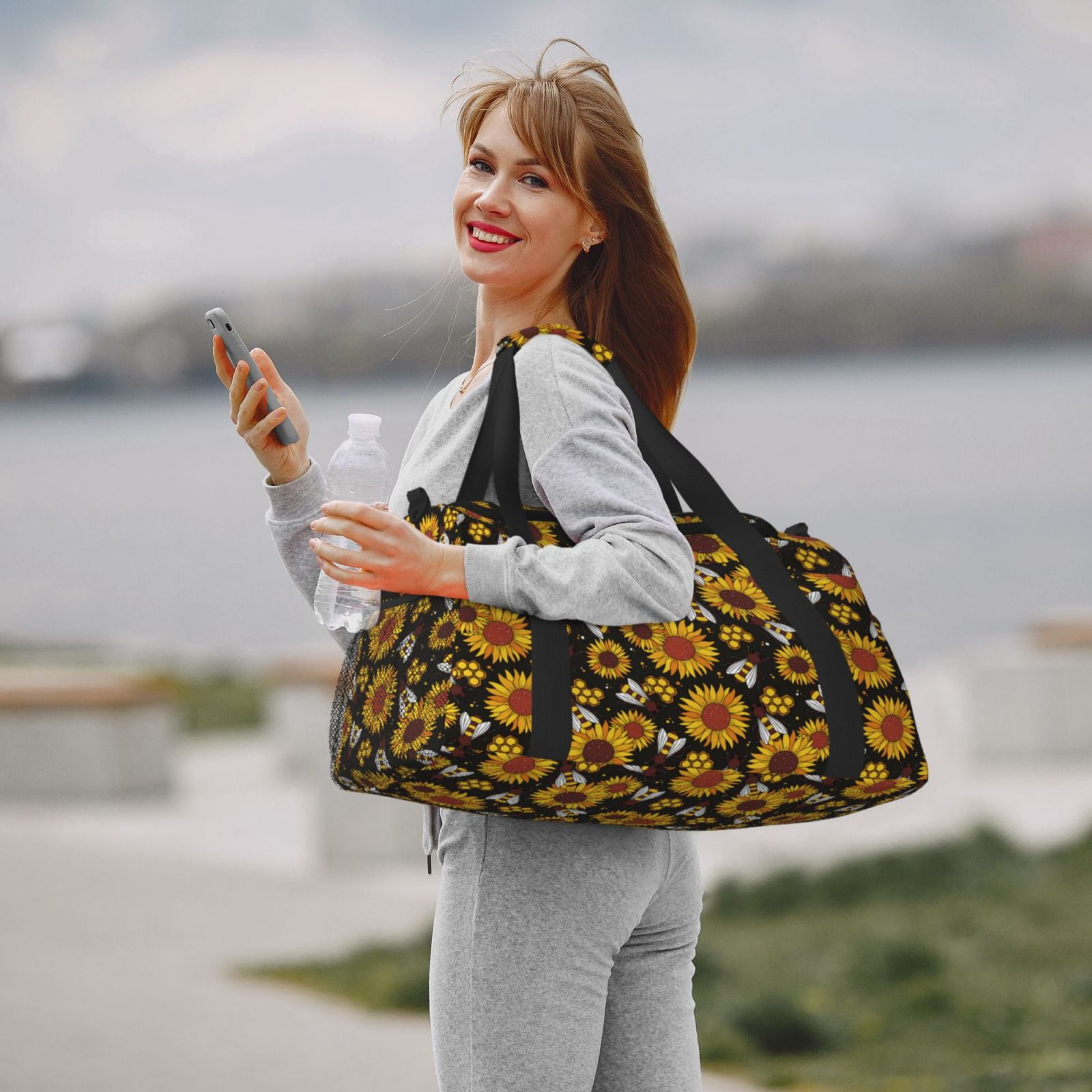 Fuzoiu Sunflowers And Bww Print Travel Duffle Bag,Carry On Tote Bags,Duffel Bag,Sport Gym Bag, Hospital Bag for Labor and Delivery, Overnight Bag,Luggage Bag