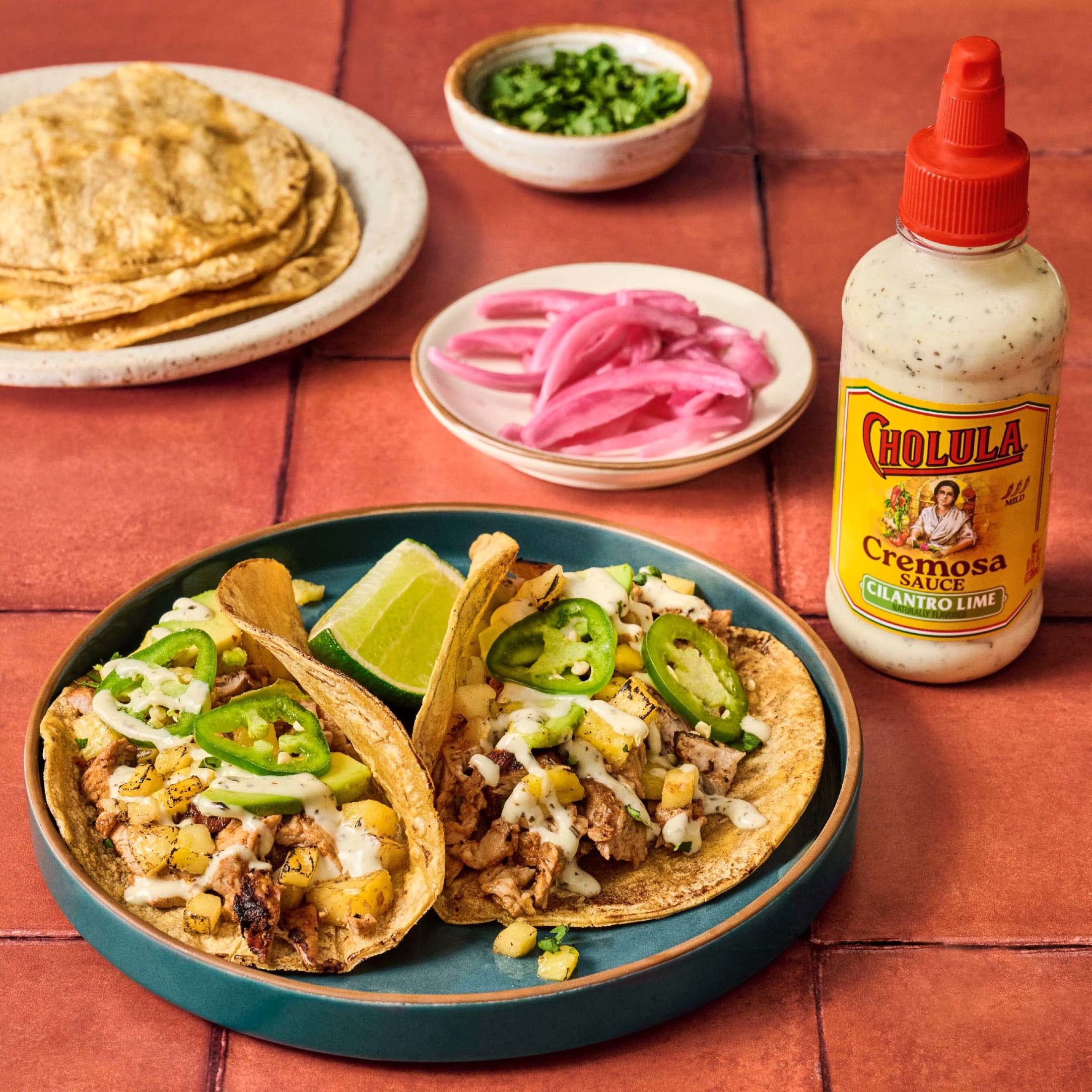 Cholula Cilantro Lime Cremosa Sauce, 8.0 fl oz Bottle