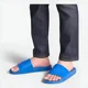 thumbnail image 3 of CHANCLAS COACH DE BAÑO AZULES, 3 of 4
