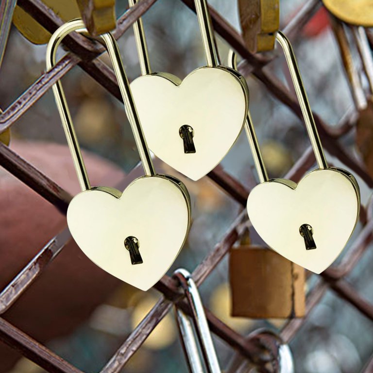 Engraved brass heart padlock - Love lock with 2x keys