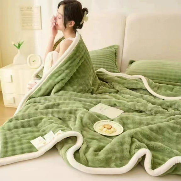 Rabbit Plush Blanket, Double-Sided Plush Thickened Multifunctional Air Conditioning Blanket, Green A Polyester Blanket Colro:Green Material:Polyester-Cotton Blend