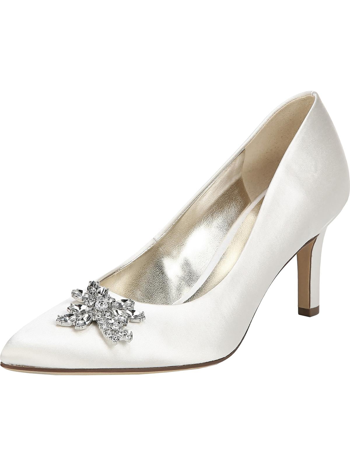 naturalizer narrow shoes