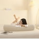 thumbnail image 4 of Almohada redonda para quienes duermen de lado | Cojín plegable para las piernas que proporciona soporte para las rodillas | Funda extraíble y lavable para sofá cama y sala de estar, 4 of 6