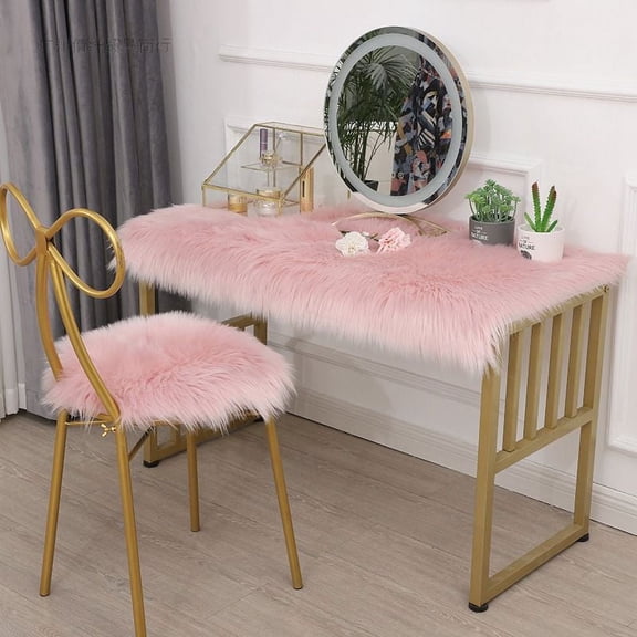 Nvzi Solid Color Plush Table Runner,Faux Sheepskin Decorative Shaggy Dresser Scarf,Not-Slip Desk Pad Food for Christmas Weddin,Luxury False Fur Dresser Tablecloth-Rose 40x40cm(16x16inch)