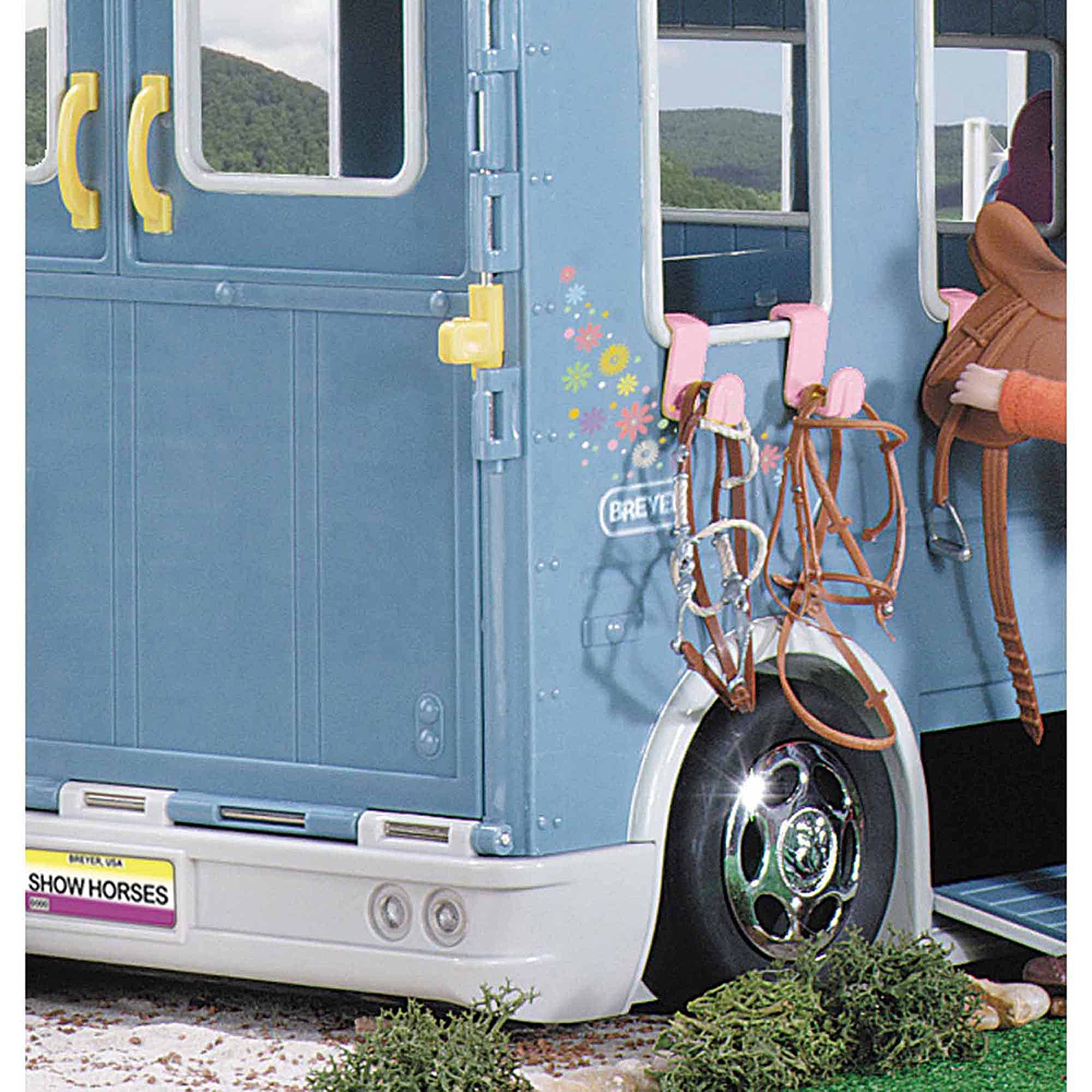 breyer classic horse cruiser