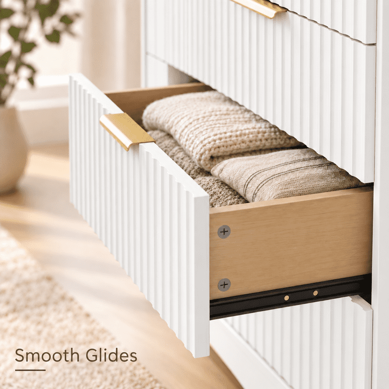 Lacoo 6 Drawer Dresser, 47'' Wide Fluted Dresser with Gold-Tone Handles, Wood Storage Chest with Smooth Glides, Modern Low Dresser for Bedroom, Living Room, White