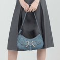 thumbnail image 1 of Bolso de hombro para mujer, bolso para axilas, bolso elegante a la moda, bolso de mano de PU, bolso de viaje para verano, cumpleaños, viajes, calle al azul Yinane Bolso de hombro, 1 of 8