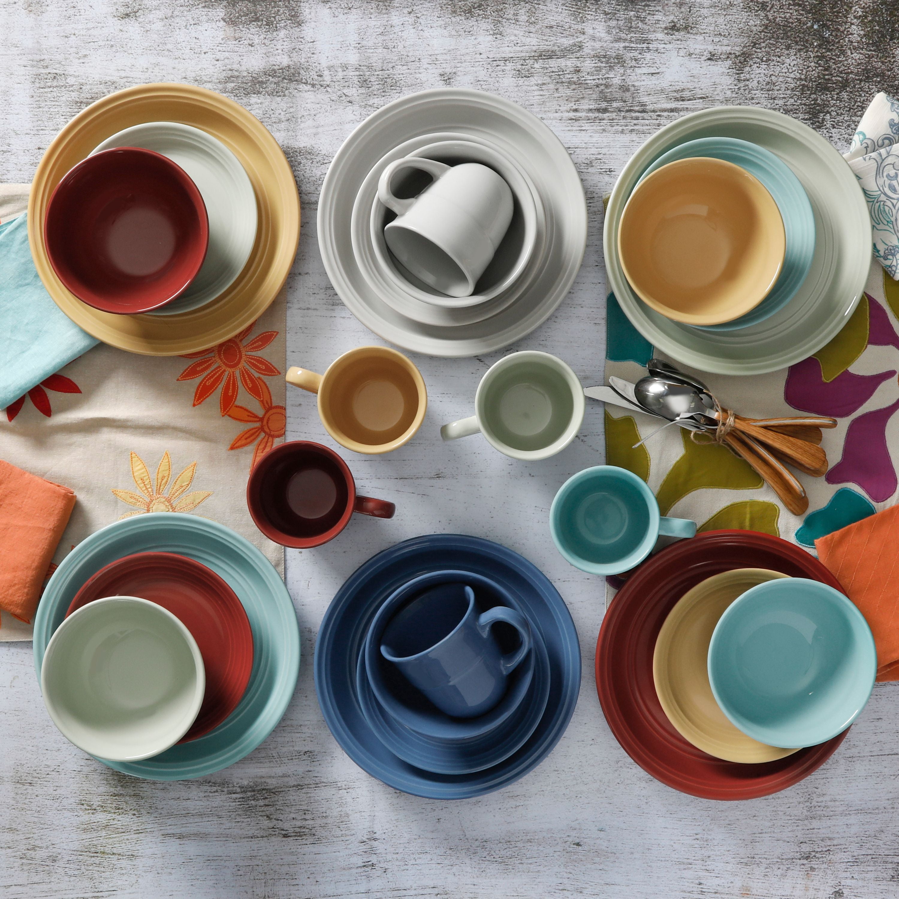 Mainstays Rainforest Green 16-Piece Stoneware Dinnerware Set
