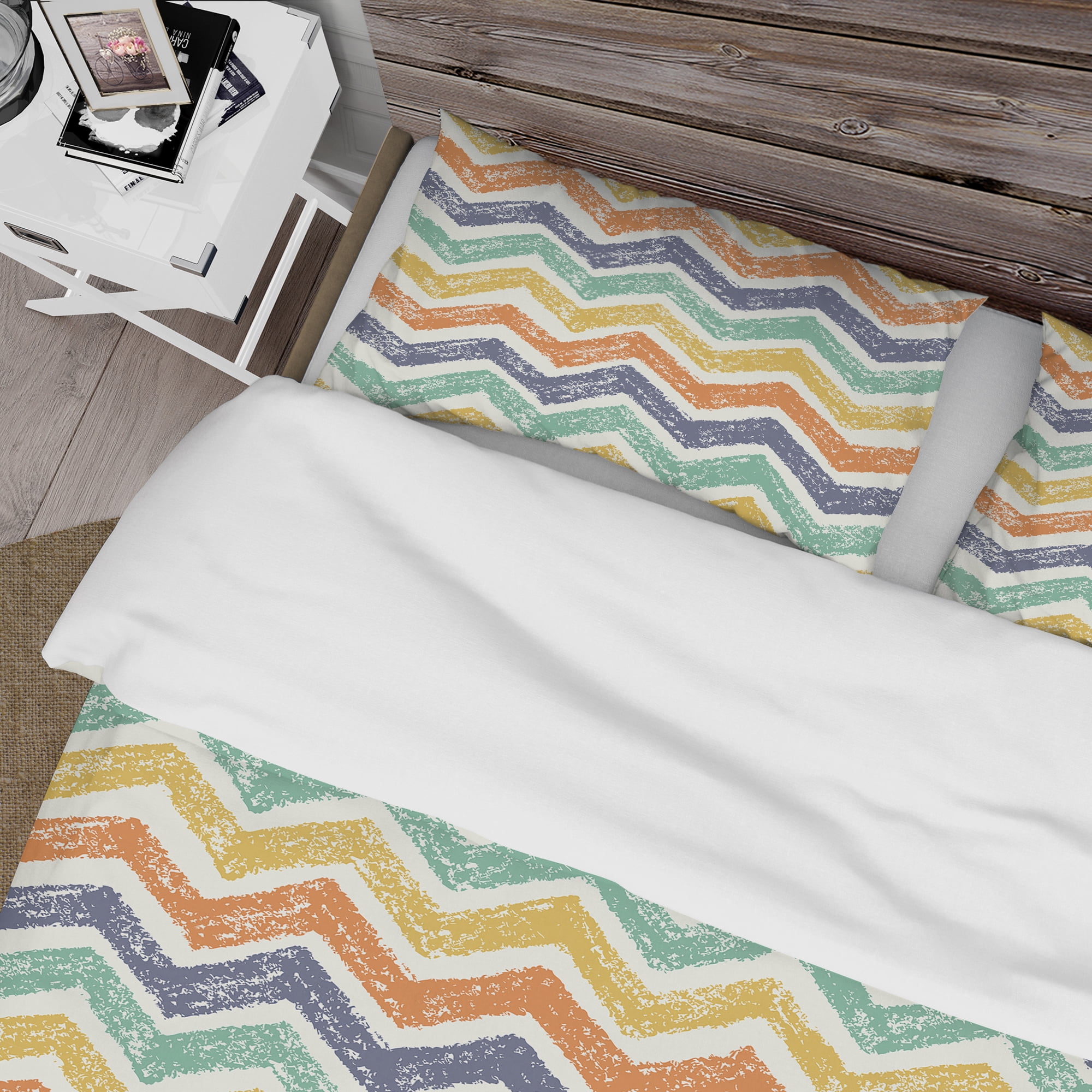 Designart 'Retro Chevron in Orange, Blue and Yellow' Vintage Duvet Cover Set