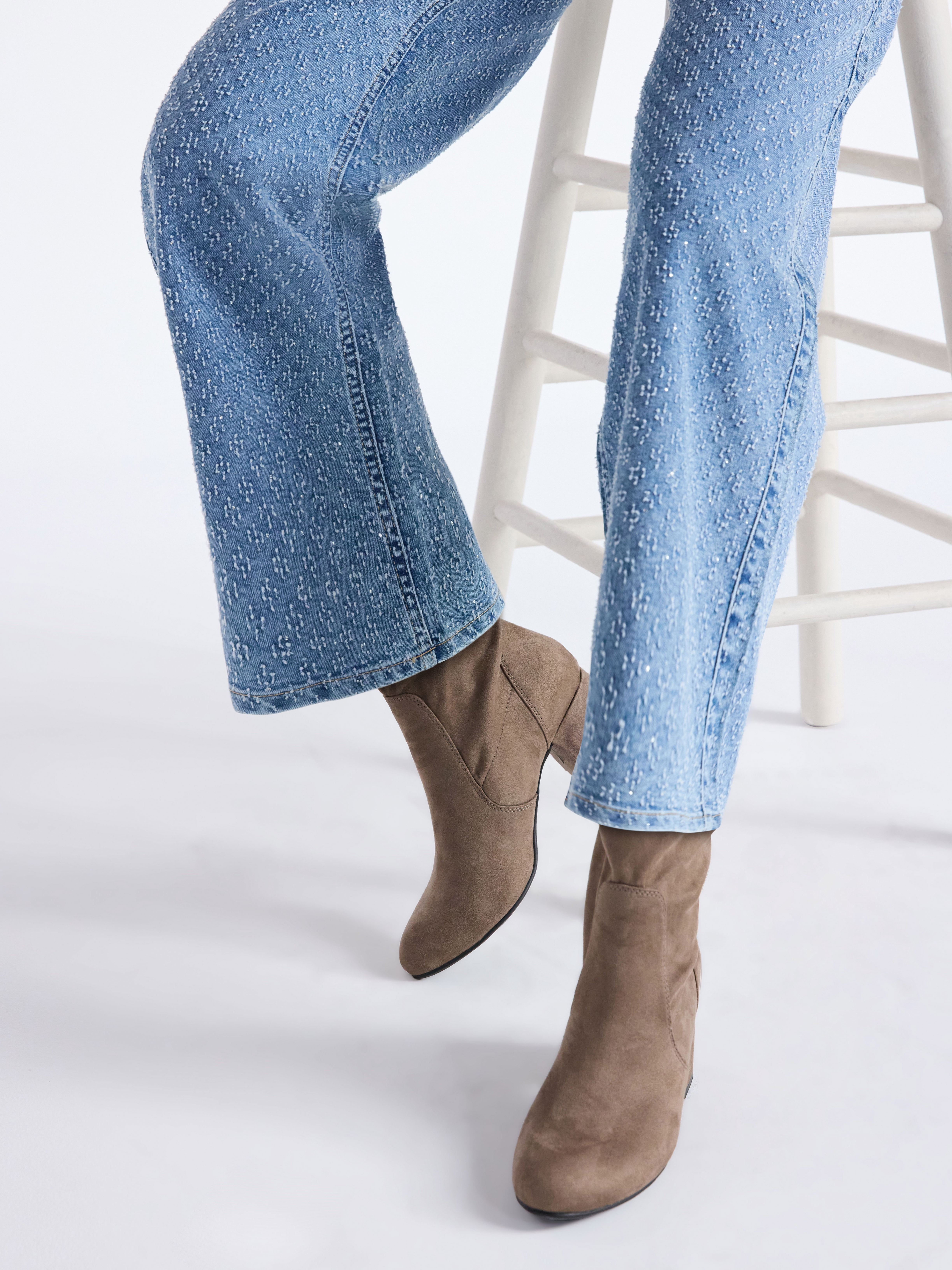 Time and Tru Women's Faux Suede Block Heel Boots