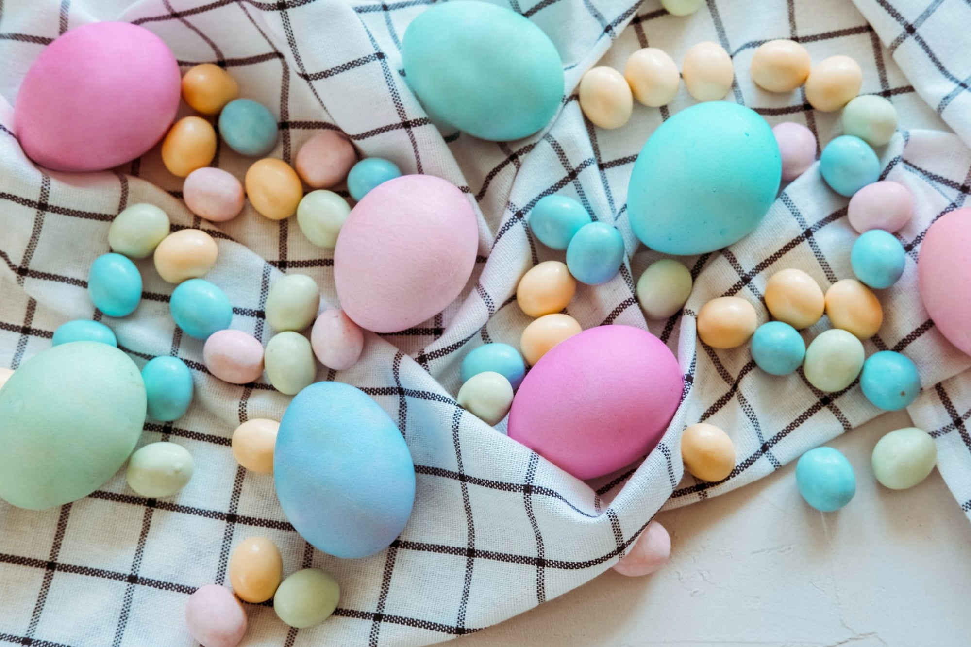 Cadbury Micro Mini Eggs, Milk Chocolate Easter Candy, 90g
