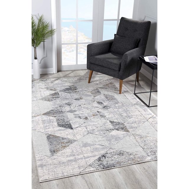 homeroots home decor 393219 4’ x 6’ Gray and Ivory Abstract Distressed Area Rug