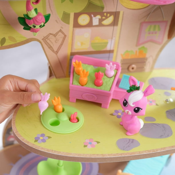 KidKraft Lil Green World Wooden Market Treehouse Play Set with 26