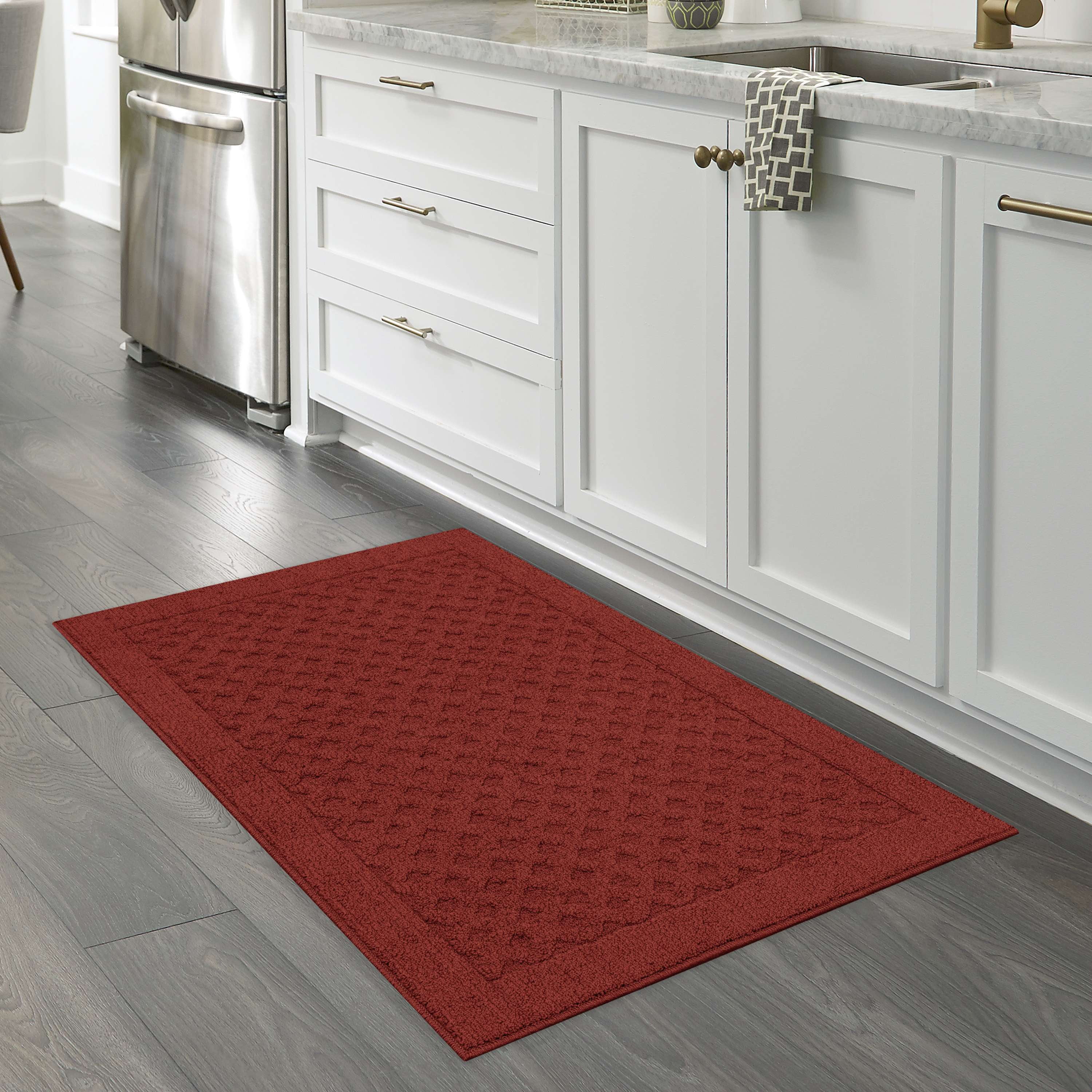(2 pack) Mainstays Dylan Solid Diamond Olefin Red Indoor Accent Rug, 2 ft 6 in x 3 ft 10 in