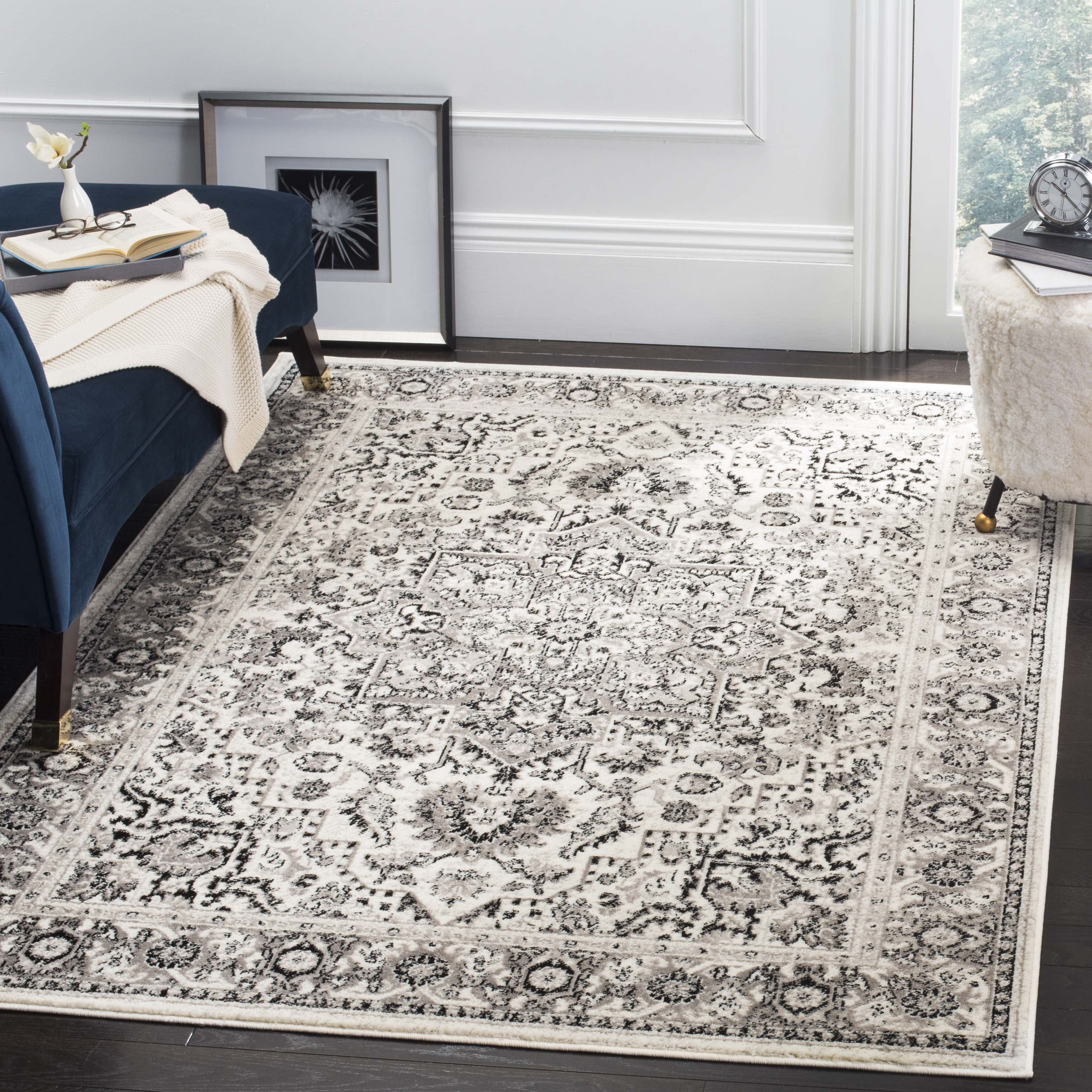 SAFAVIEH Skyler Collection 6' x 9' Grey/Ivory SKY126K Boho Chic Distressed Medallion Non-Shedding Living Room Bedroom Dining Home Office Area Rug
