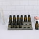 thumbnail image 3 of Estante de exhibición para Aceites Esenciales, Tiene 3 Niveles, Esta Hecho de Madera Gris y Tiene Capacidad para 17 Botellas, 3 of 7