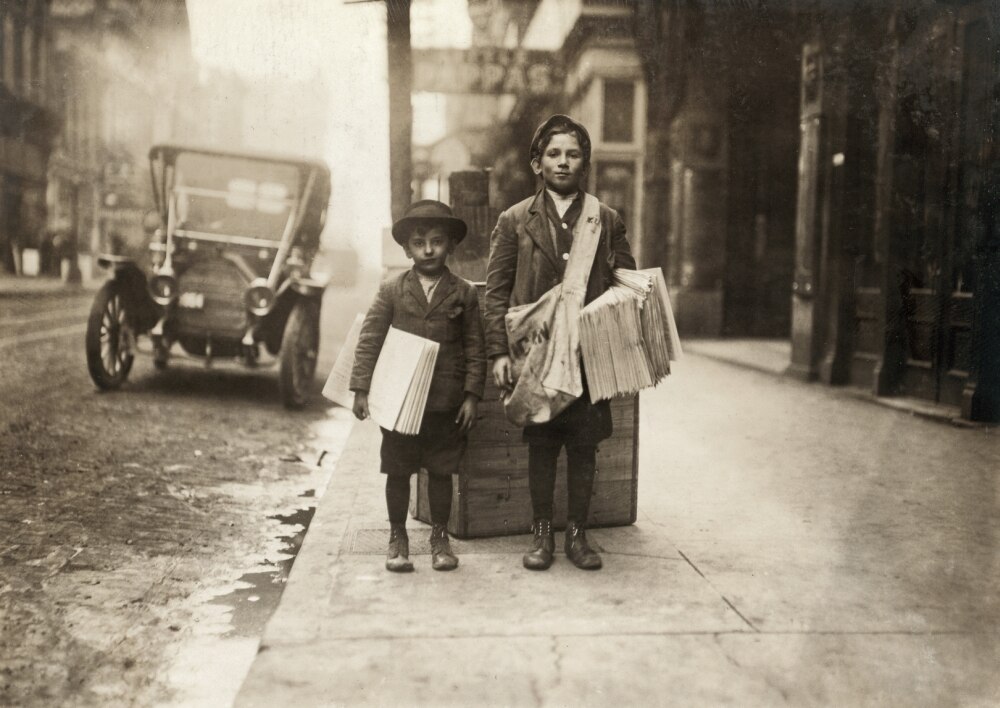 Nashville Newsboys, 1910. /Ntwo Newboys Selling Newspapers In