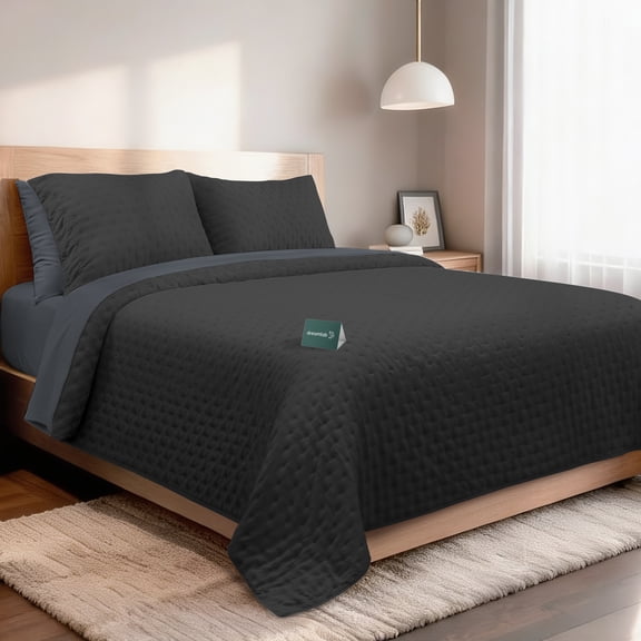 Dreamlab Edredón Individual Ligero y Juego de Sábanas con Fundas de Almohada Decorativas (5 piezas). Set de Colcha Ligera y Sábanas para Cualquier Temporada. Hipoalergénico. Trébol, Negro / Grafito
