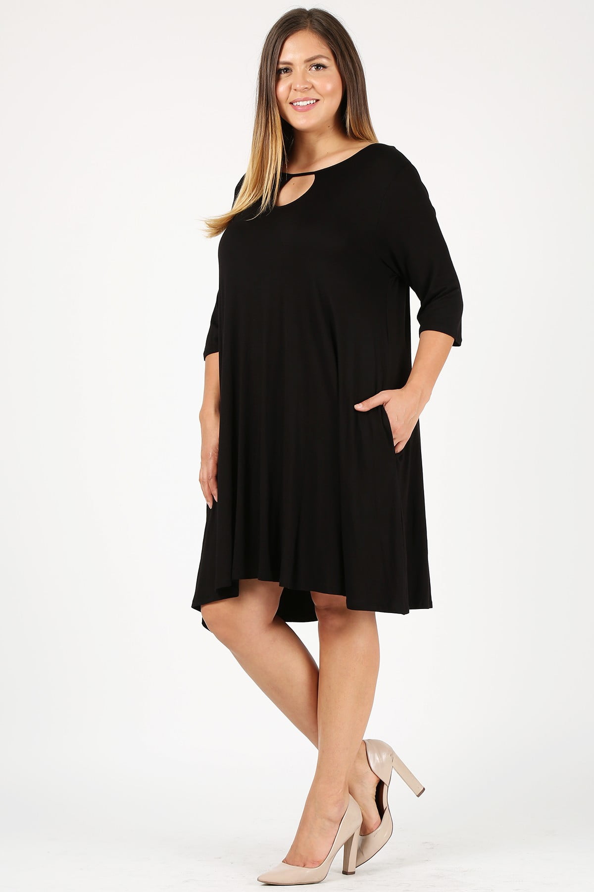 Sweet Lindsey Women's plus size dress with a relaxed fit keyhole