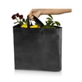 thumbnail image 2 of Bolsas de compra Simply Cool, paquete de 50, negras, reutilizables, 32 x 16 x 30 cm, 2 of 7
