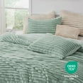 thumbnail image 6 of U by Bedsure 3 Pieces Fluffy Comforter Set, Super Soft Faux Fur Fleece King Bedding Set, 1 Luxury Shaggy Fuzzy Jadeite Green Comforter with 2 Pillowcases, 6 of 6