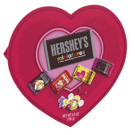 Hershey's Miniatures Valentine's Heart Box Assortment Chocolate Candy, 6.9 Oz